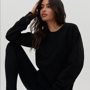 Aritzia TNA Perfect Crew Sweatshirt